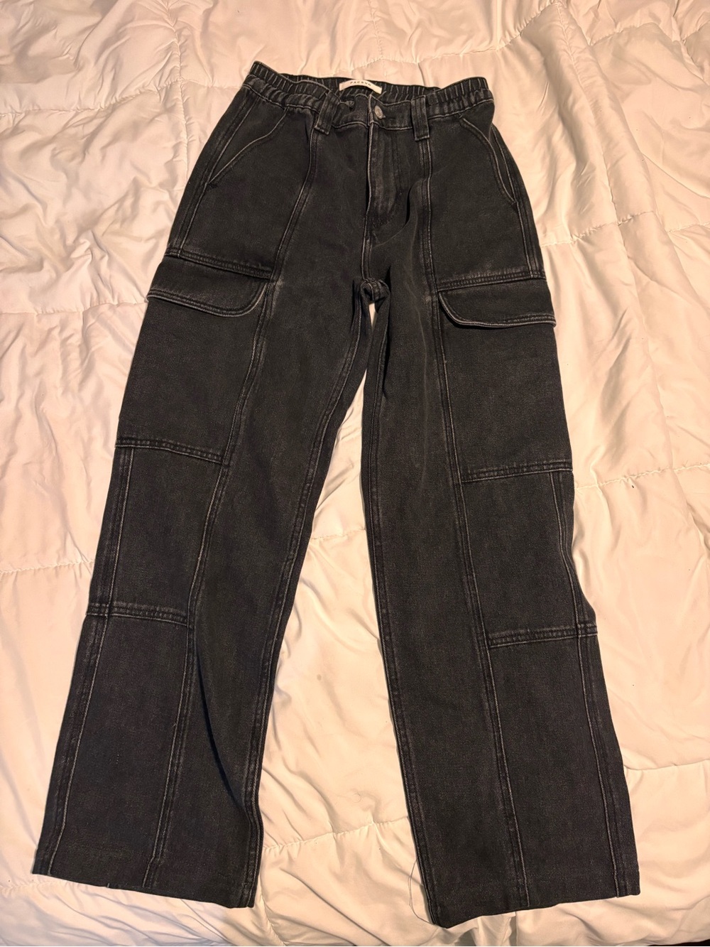 Women’s Black Cargo Jeans Size Small
